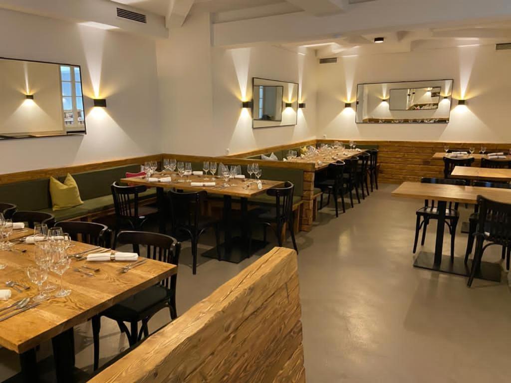 Gollheim Hotel Restaurant Goldenes Ross מראה חיצוני תמונה