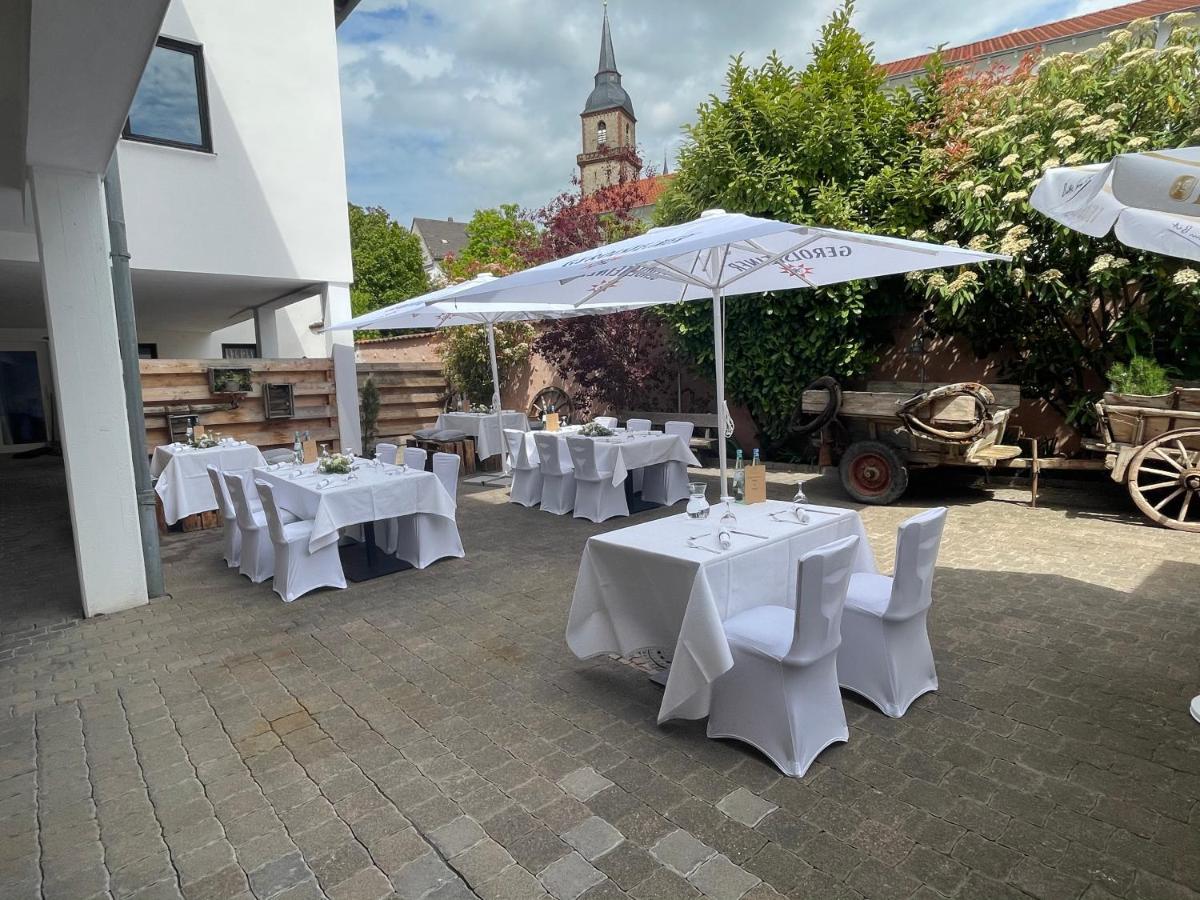 Gollheim Hotel Restaurant Goldenes Ross מראה חיצוני תמונה