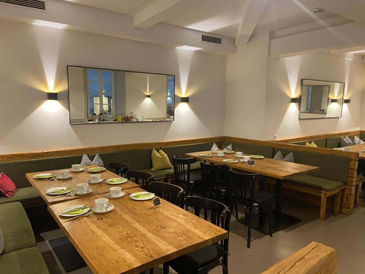 Gollheim Hotel Restaurant Goldenes Ross מראה חיצוני תמונה