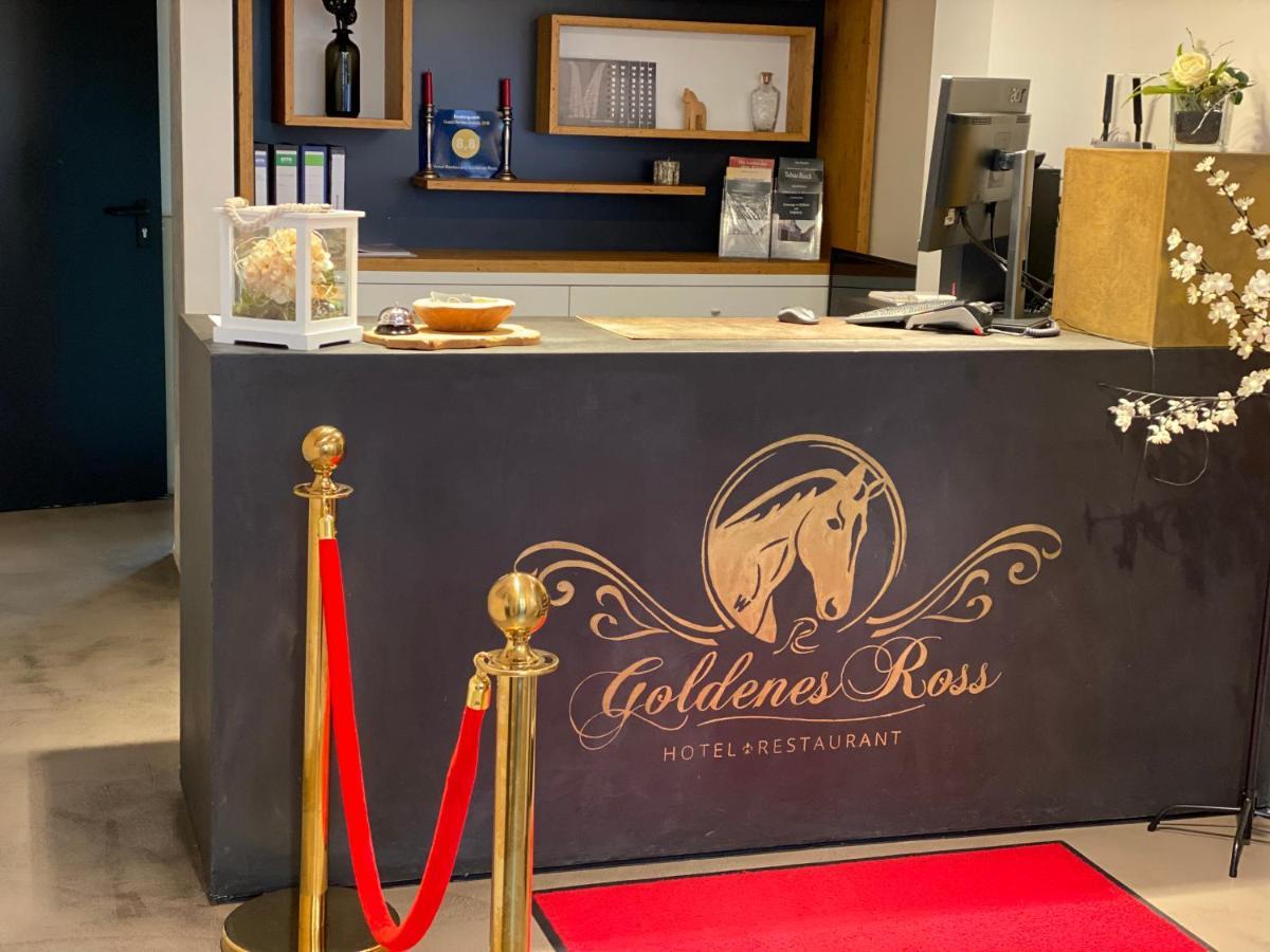 Gollheim Hotel Restaurant Goldenes Ross מראה חיצוני תמונה